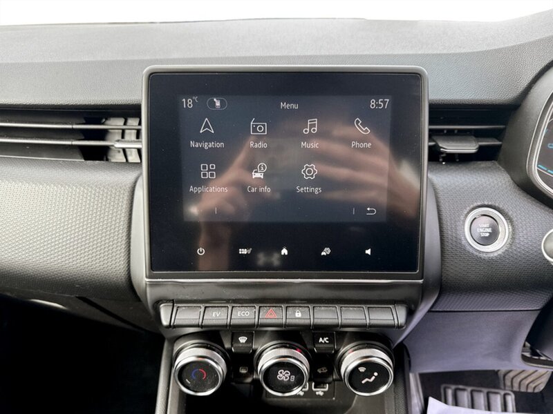 Used Renault Clio for sale - 76725140: Photo 12