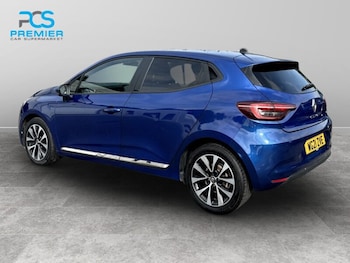 Used Renault Clio 2021 for sale - 76725140: Photo