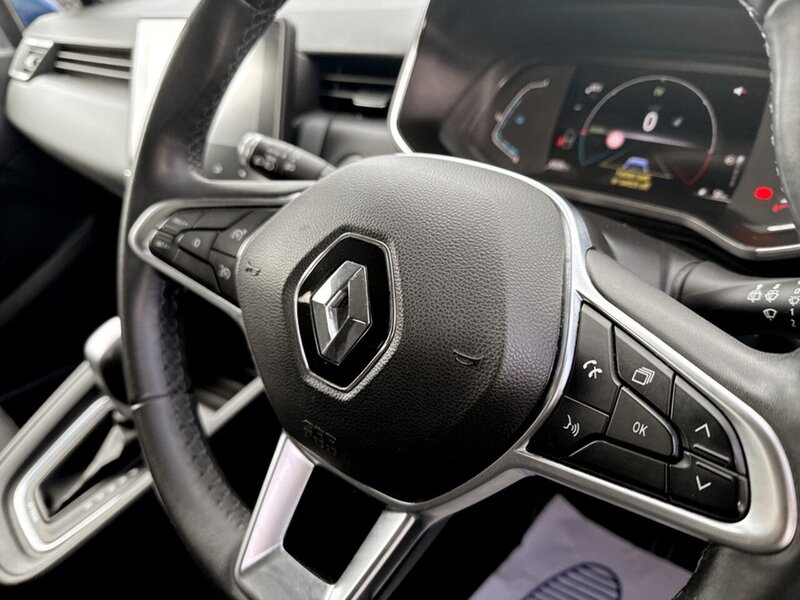 Used Renault Clio for sale - 76725140: Photo 33