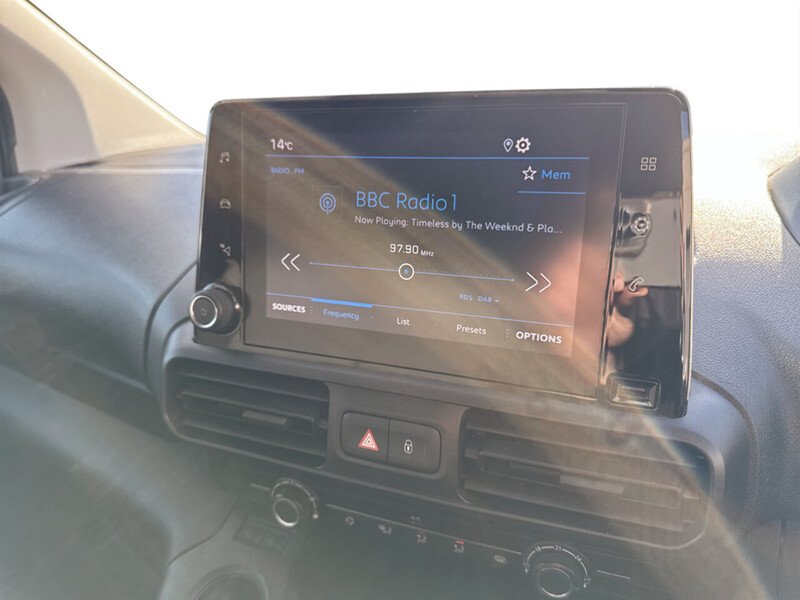 Used Peugeot Partner 2022 for sale - 76449180: Photo 14