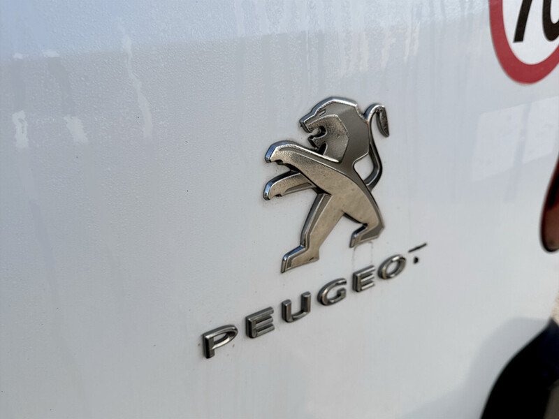 Used Peugeot Partner 2022 for sale - 76449180: Photo 17