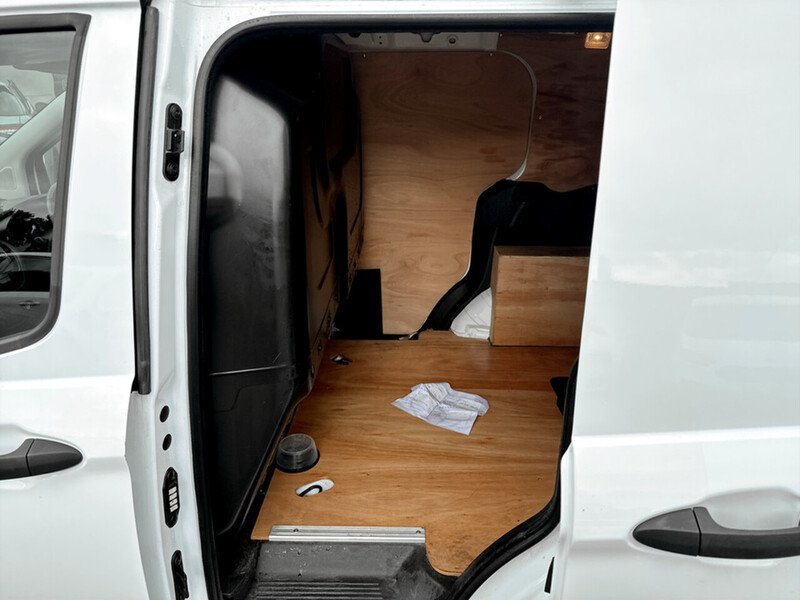 Used Ford Transit Courier 2022 for sale - 77227867: Photo 25