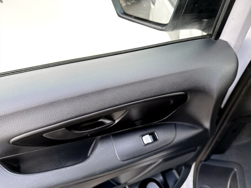 Used Mercedes-Benz Vito for sale - 77024009: Photo 23