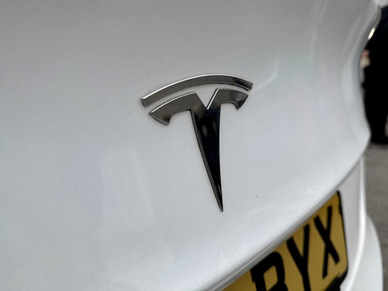 Used Tesla Model 3 2020 for sale - 76430523: Photo 26