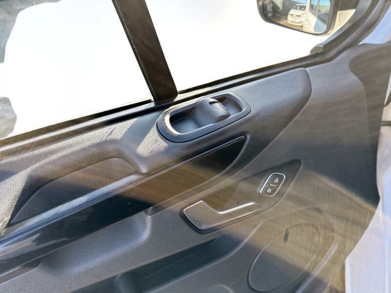 Used Ford Transit Custom 2020 for sale - 76768838: Photo 29