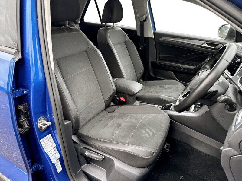 Used Volkswagen T-Roc 2024 for sale - 76564881: Photo 21