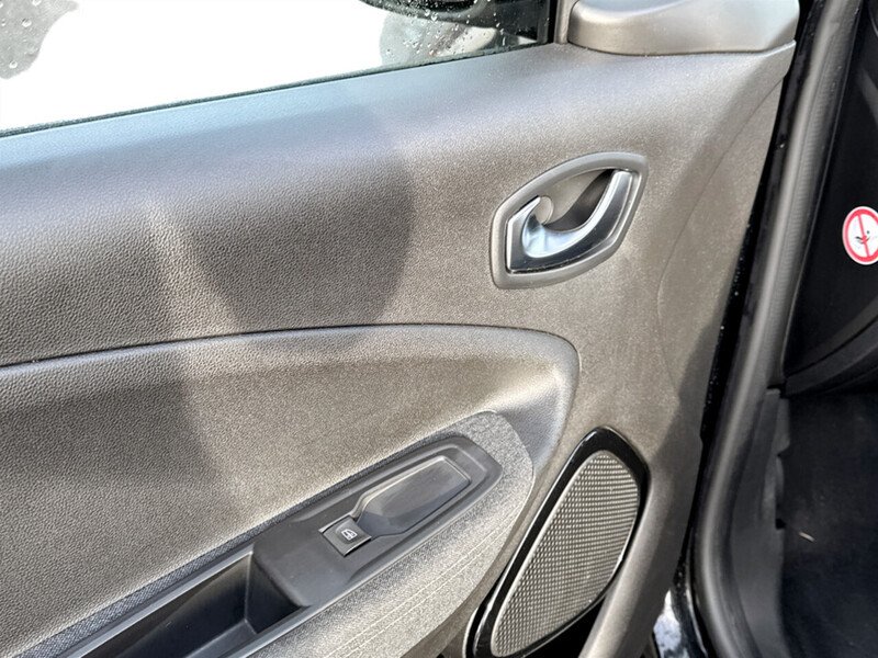 Used Renault Zoe 2023 for sale - 77976789: Photo 18