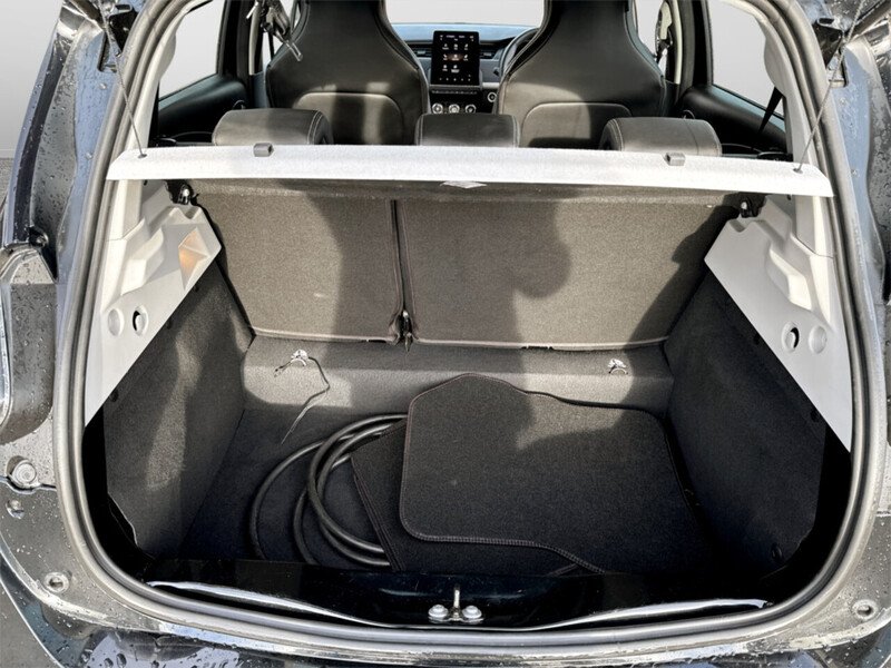 Used Renault Zoe 2023 for sale - 77976789: Photo 33