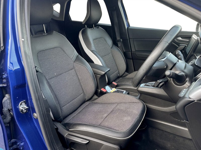 Used Renault Captur for sale - 77749189: Photo 18