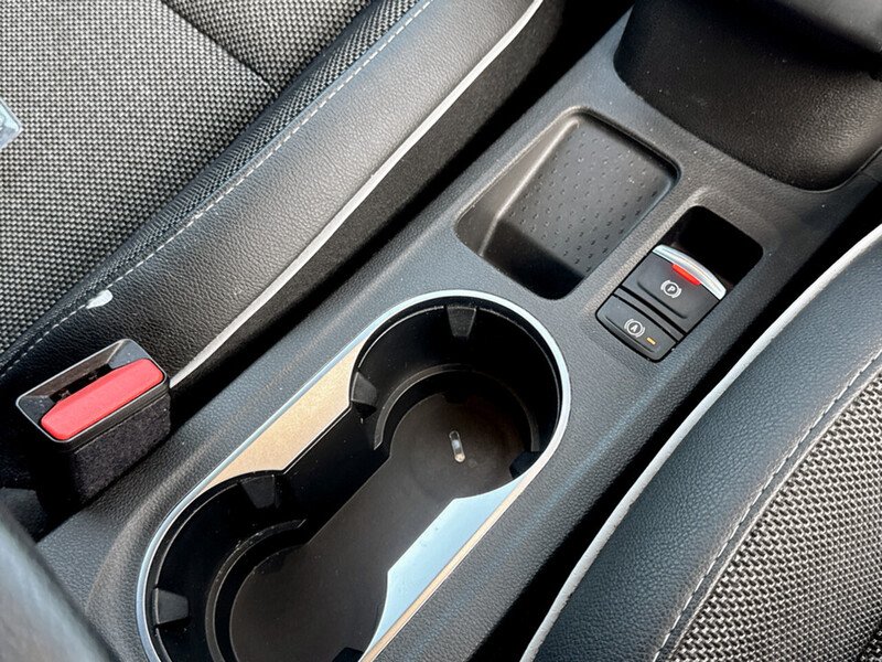 Used Renault Captur for sale - 77749189: Photo 27