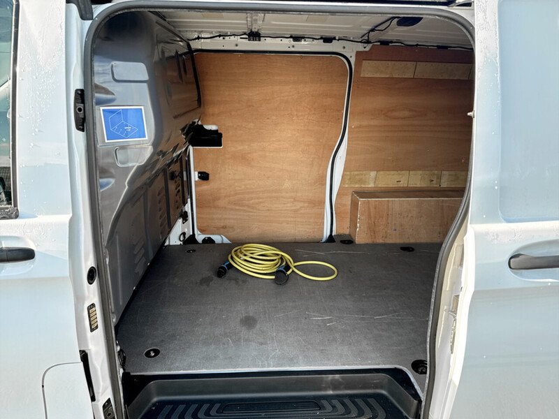 Used Mercedes-Benz Vito 2021 for sale - 76694336: Photo 9
