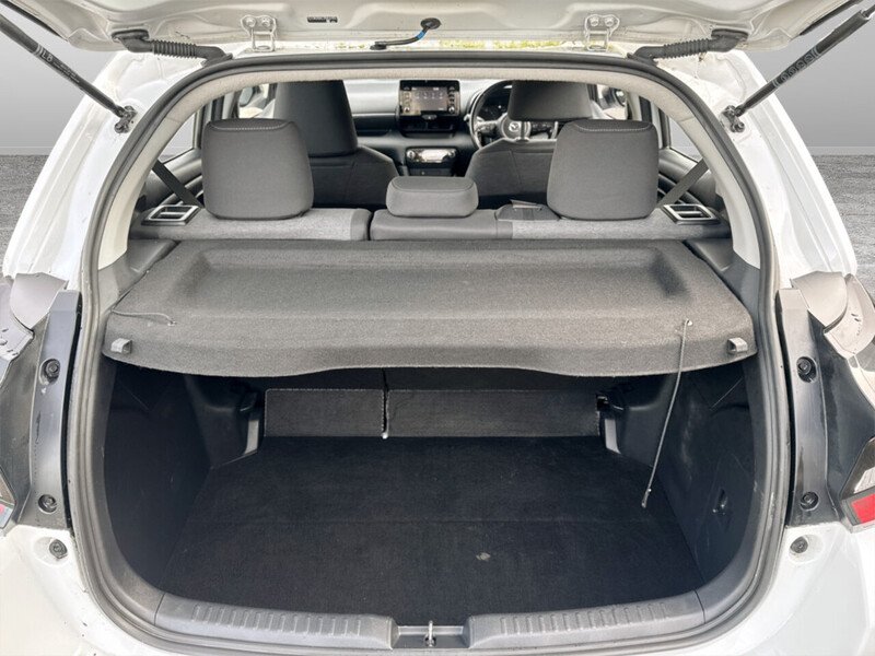 Used Mazda Mazda2 HYBRID 2023 for sale - 77805820: Photo 13