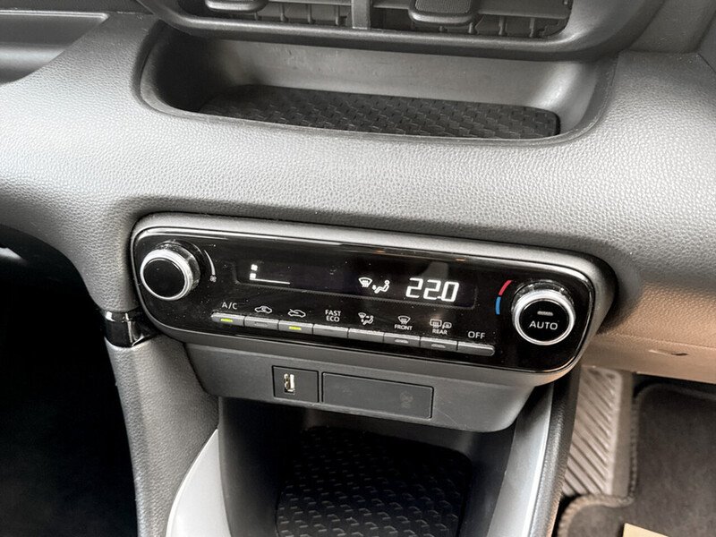 Used Mazda Mazda2 HYBRID 2023 for sale - 77805820: Photo 17