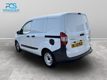 Used Ford Transit Courier 2022 for sale - 79215055: Photo