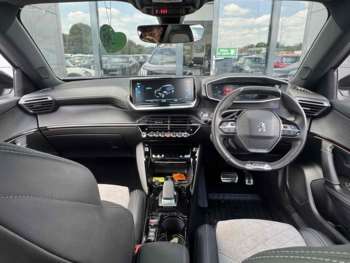 Used Peugeot E-2008 2021 for sale - 75117271: Photo