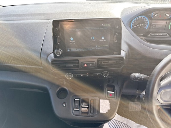Used Peugeot Partner 2022 for sale - 76245535: Photo 30