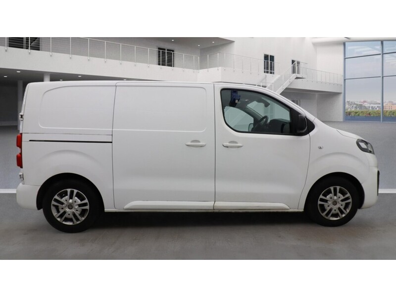 Used Vauxhall Vivaro 2022 for sale - 77164647: Photo 3