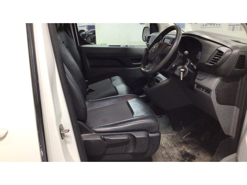 Used Vauxhall Vivaro 2022 for sale - 77164647: Photo 4