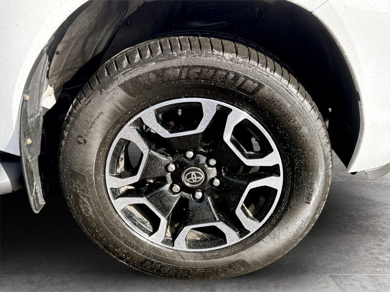 Used Toyota Hilux 2023 for sale - 78077250: Photo 15