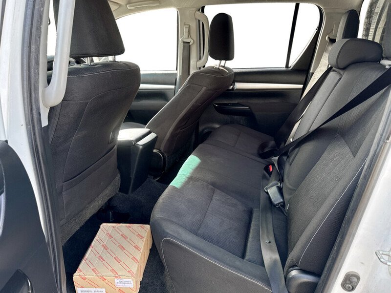 Used Toyota Hilux 2023 for sale - 78077250: Photo 27