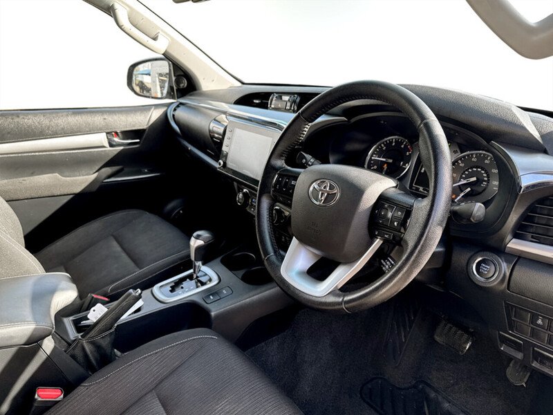 Used Toyota Hilux 2023 for sale - 78077250: Photo 28