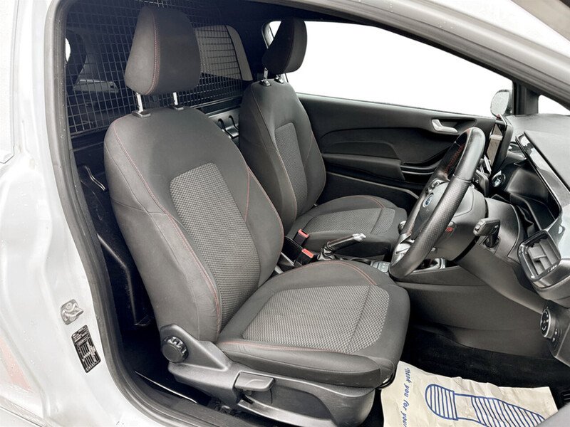 Used Ford Fiesta 2019 for sale - 77003351: Photo 33