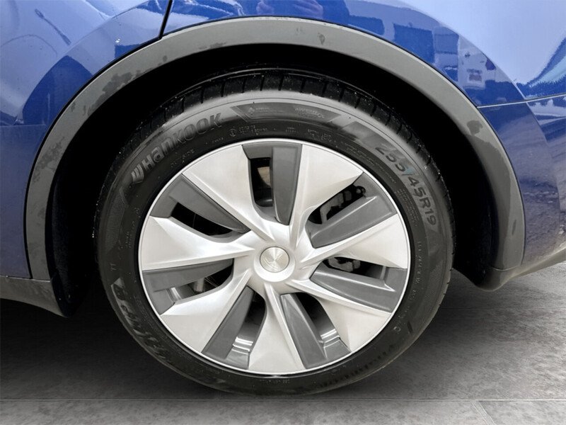 Used Tesla Model Y 2023 for sale - 77805817: Photo 15