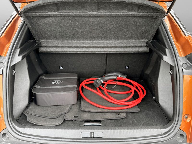 Used Peugeot 2008 2023 for sale - 77805824: Photo 29