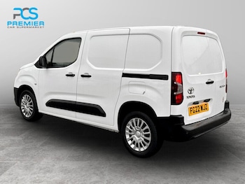 Used Toyota ProAce 2022 for sale - 76178577: Photo