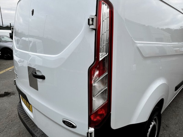Used Ford Transit Custom 2021 for sale - 76262552: Photo 16