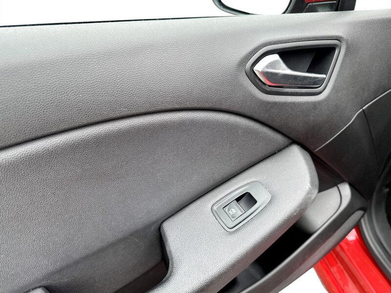 Used Renault Clio 2021 for sale - 77655752: Photo 9