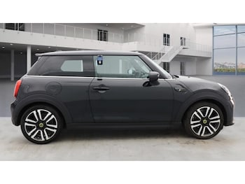 Used MINI Hatch 2022 for sale - 77621976: Photo