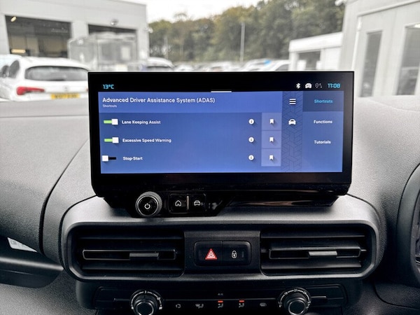 Used Citroen Berlingo 2025 for sale - 76102079: Photo 30