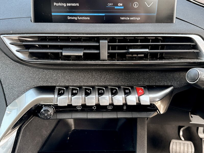 Used Peugeot 3008 2020 for sale - 77974494: Photo 11