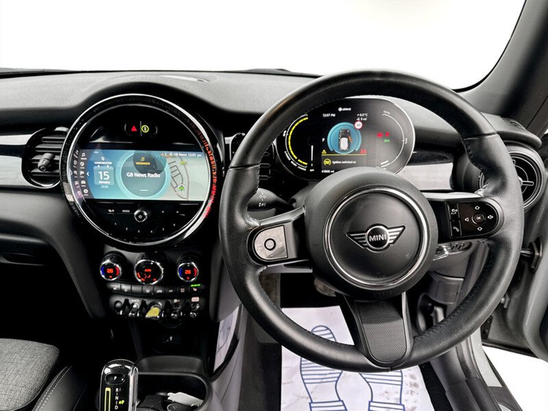 Used MINI Hatch 2022 for sale - 77213153: Photo 8