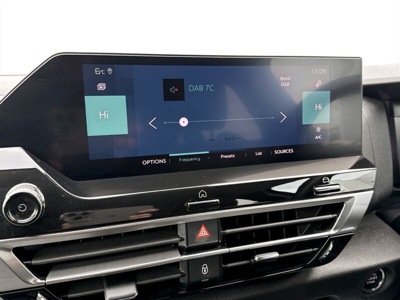 Used Citroen e-C4 2021 for sale - 77100130: Photo 22