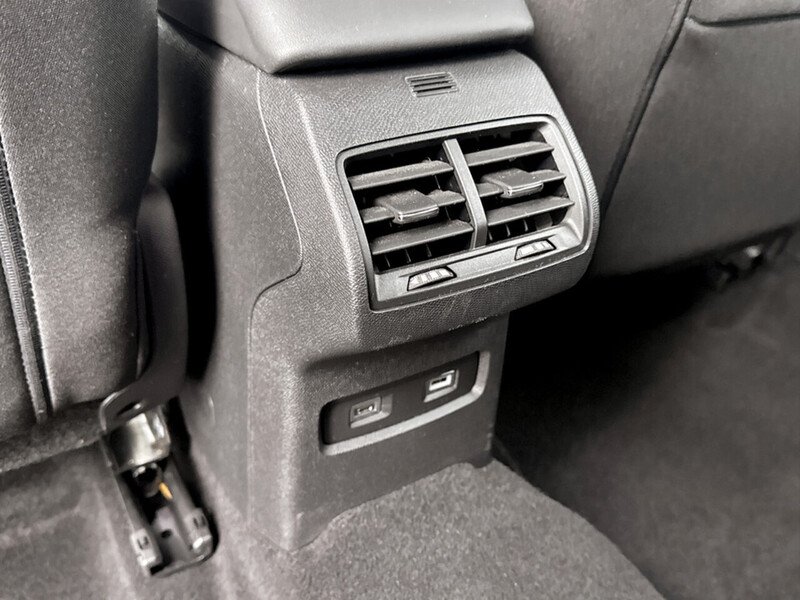 Used Citroen e-C4 2021 for sale - 77100130: Photo 32