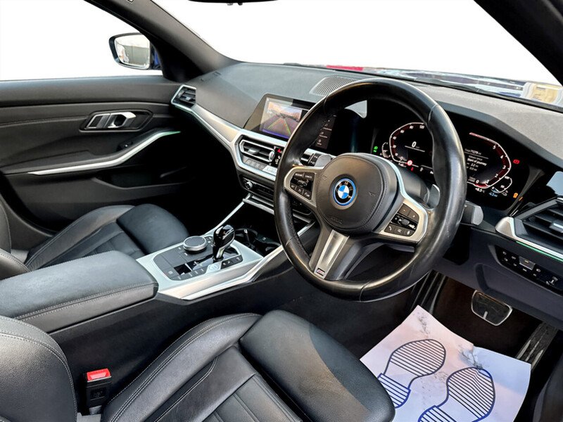 Used BMW 3 Series 2021 for sale - 76673056: Photo 32