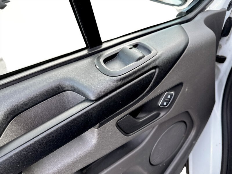 Used Ford Transit Custom 2022 for sale - 76686759: Photo 9