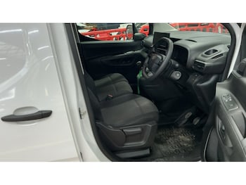 Used Toyota ProAce 2024 for sale - 79526290: Photo