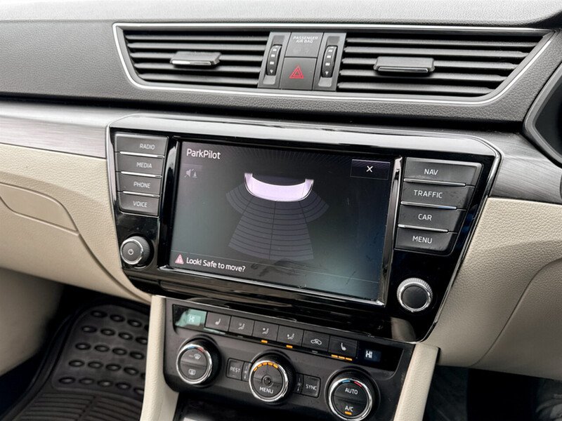 Used Skoda Superb 2017 for sale - 77902529: Photo 28