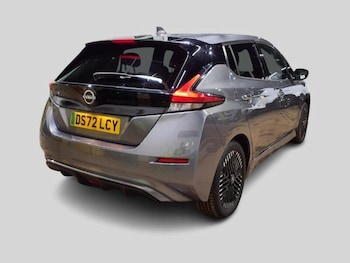 Used Nissan Leaf 2022 for sale - 77953540: Photo