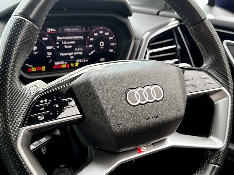 Used Audi Q4 e-tron 2022 for sale - 78090248: Photo 12