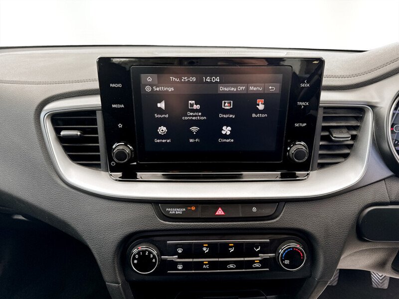 Used Kia Ceed 2023 for sale - 76383136: Photo 30