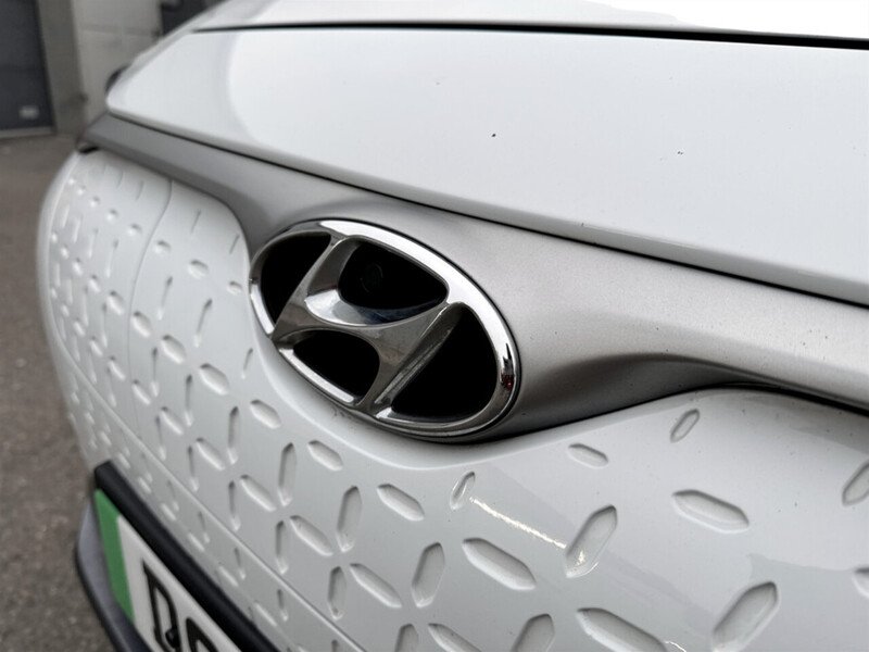 Used Hyundai KONA 2021 for sale - 76605215: Photo 9