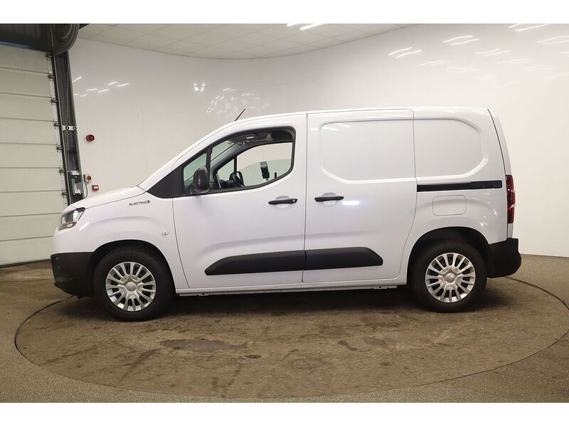 Used Toyota ProAce 2023 for sale - 76417991: Photo 10
