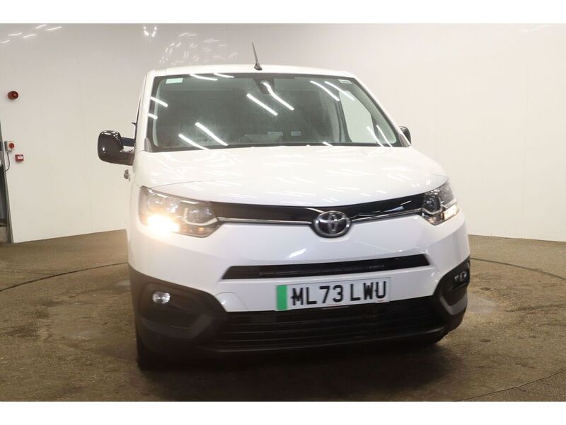 Used Toyota ProAce 2023 for sale - 76417991: Photo 17