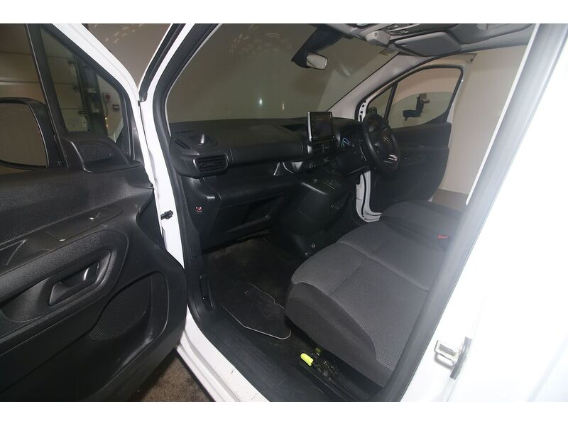 Used Toyota ProAce 2023 for sale - 76417991: Photo 6