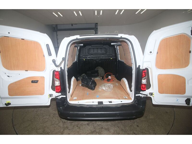 Used Toyota ProAce 2023 for sale - 76417991: Photo 9