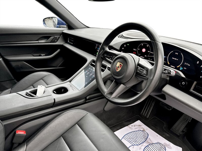 Used Porsche Taycan 2023 for sale - 77621972: Photo 18